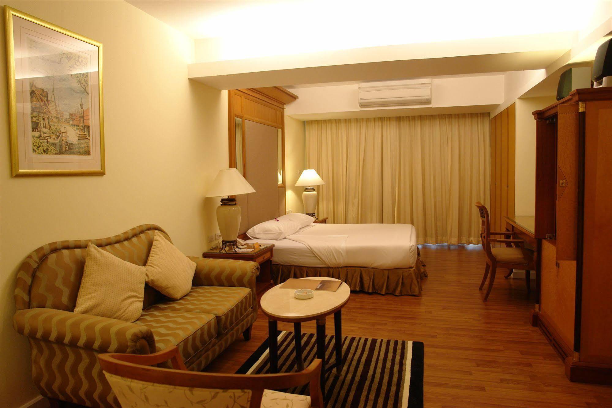 Kameo Grand Hotel & Serviced Apartment, Rayong Ngoại thất bức ảnh