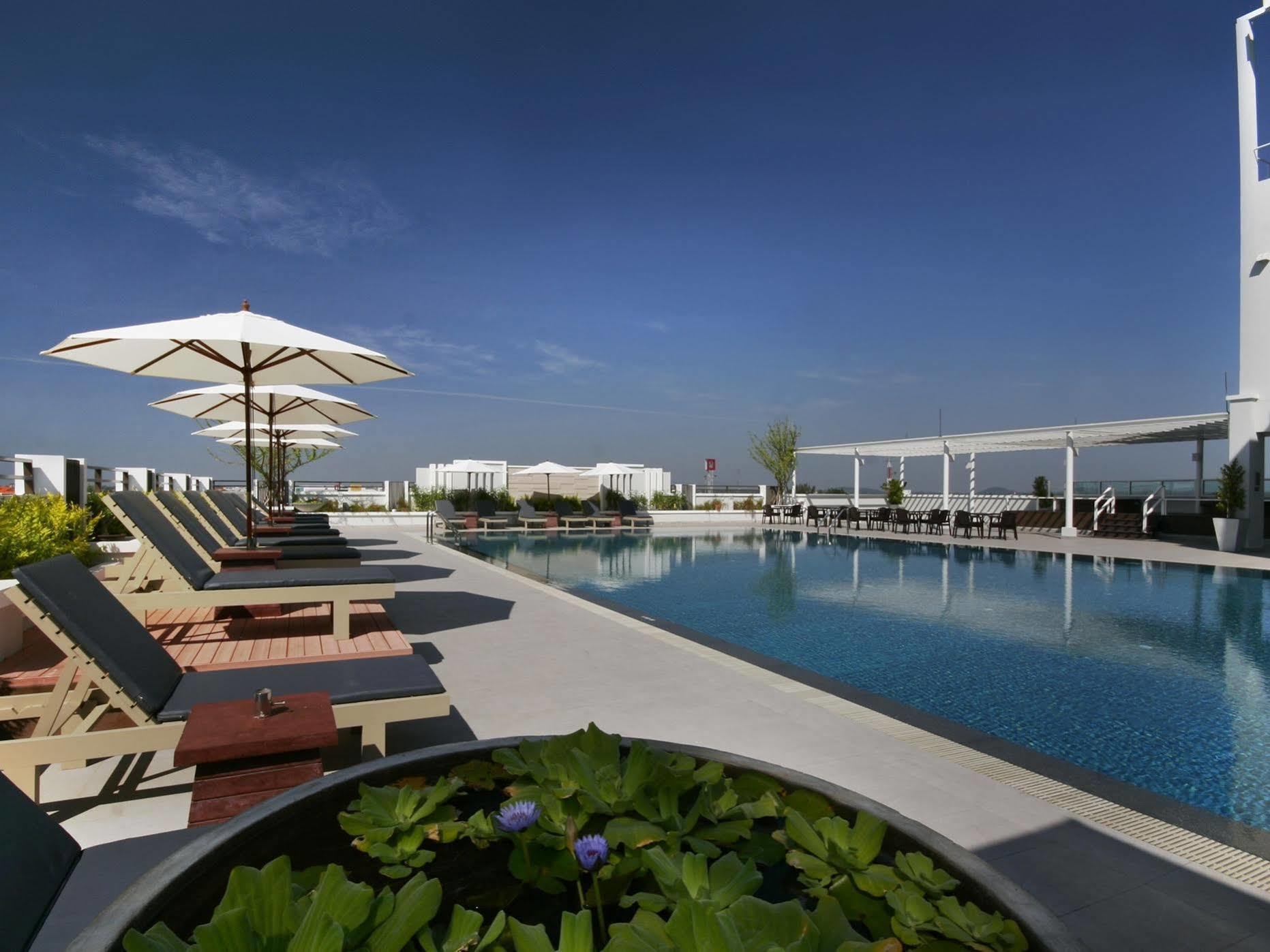 Kameo Grand Hotel & Serviced Apartment, Rayong Ngoại thất bức ảnh