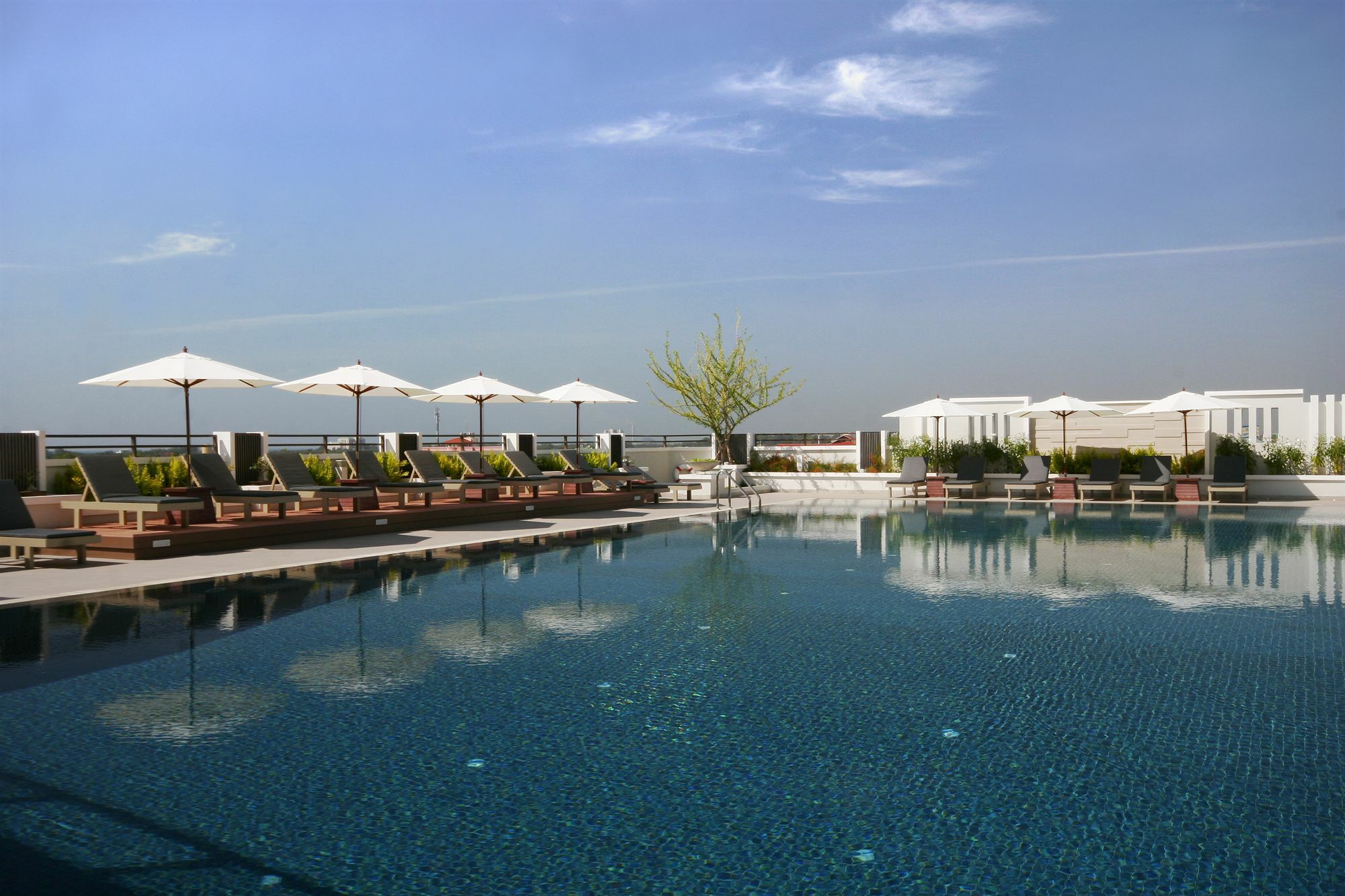 Kameo Grand Hotel & Serviced Apartment, Rayong Ngoại thất bức ảnh